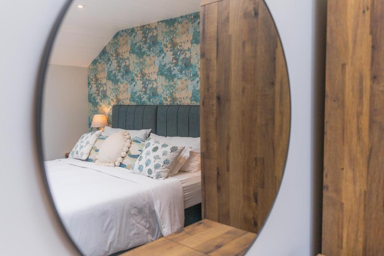 Carrick Rooms Port Saint Mary Dış mekan fotoğraf